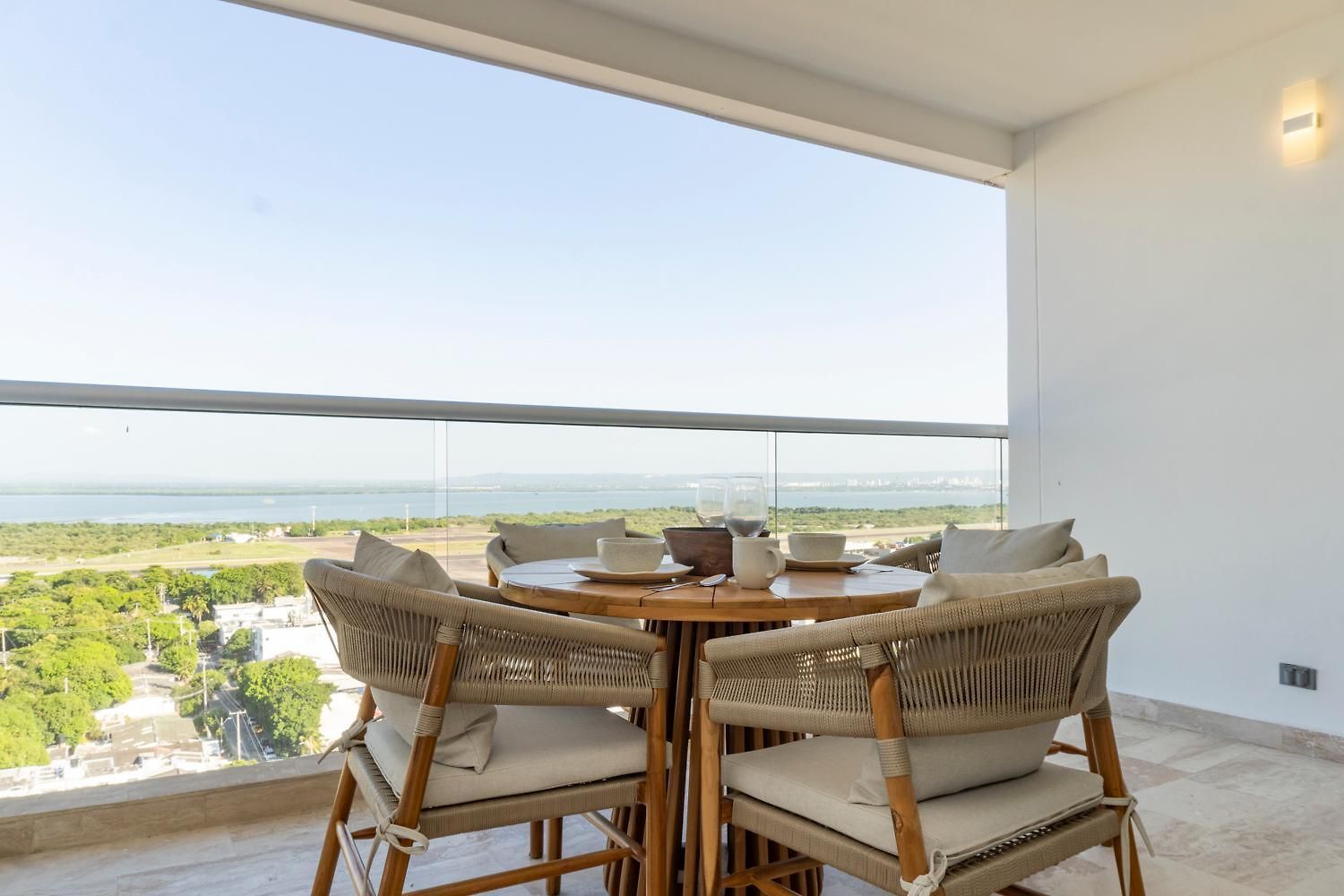 Luxury View 2 Min Airport Apartamento