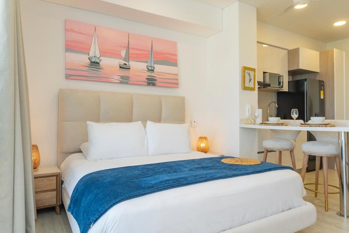 Luxury View 2 Min Airport Apartamento Cartagena