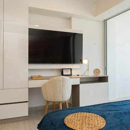 Luxury View 2 Min Airport Apartamento *