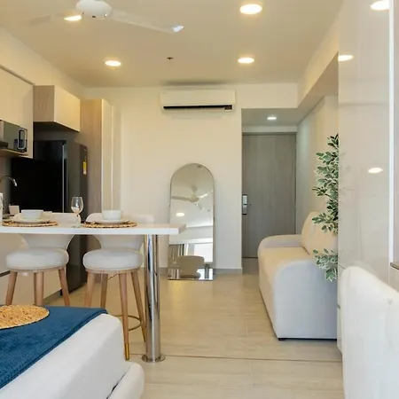 Luxury View 2 Min Airport Apartamento *